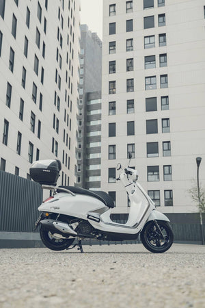 SYM Fugue 125 retro dinamico urbano, concesionario oficial en Tarragona y Reus